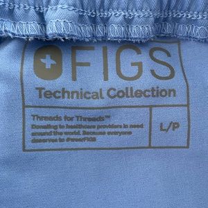 FIGS Ceil blue skinny fit scrub pants. Never worn. Size Large Petite